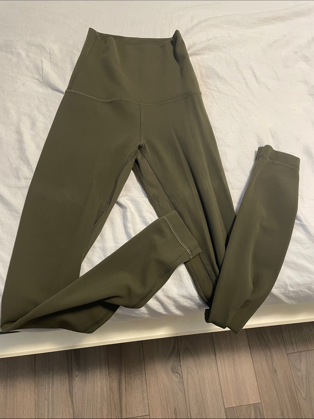 Lululemon Athletica Align Leggings in Army Green Colour, Size 0. Worn Once